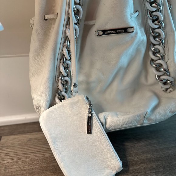 MICHAEL KORS SILVER CHAIN BAG (Cream White) *Vintage* - Picture 4 of 9